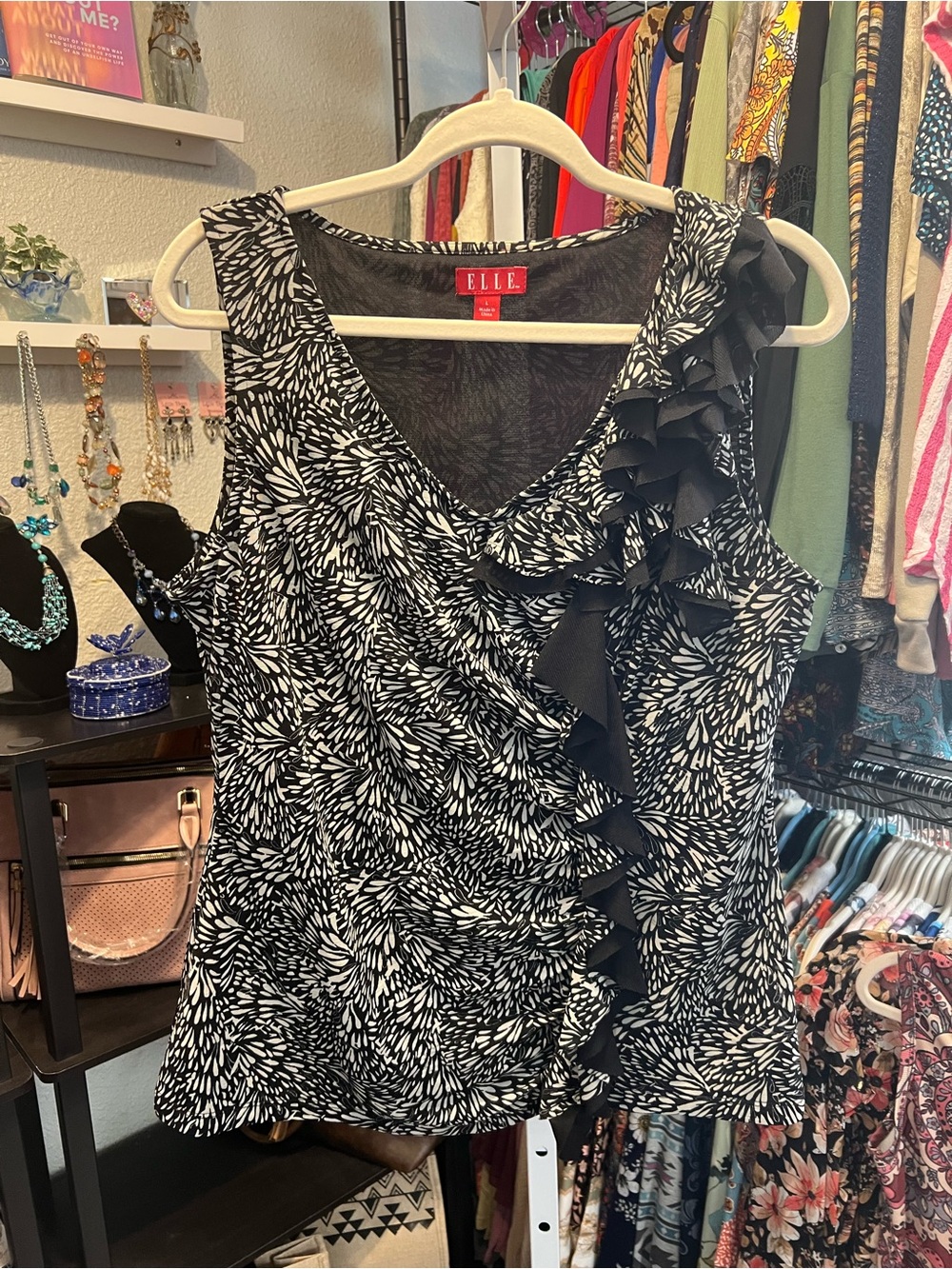 ELLE Black & White Ruffled V-Neck